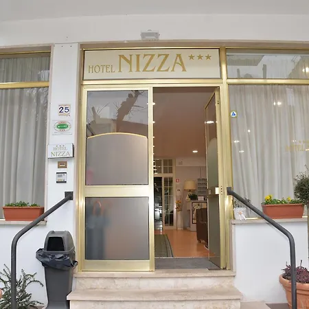 Nizza 3*